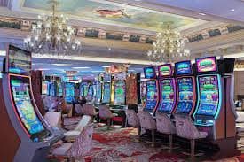 11 apk Philippines gaming platform hero banner showing sports and casino entertainment